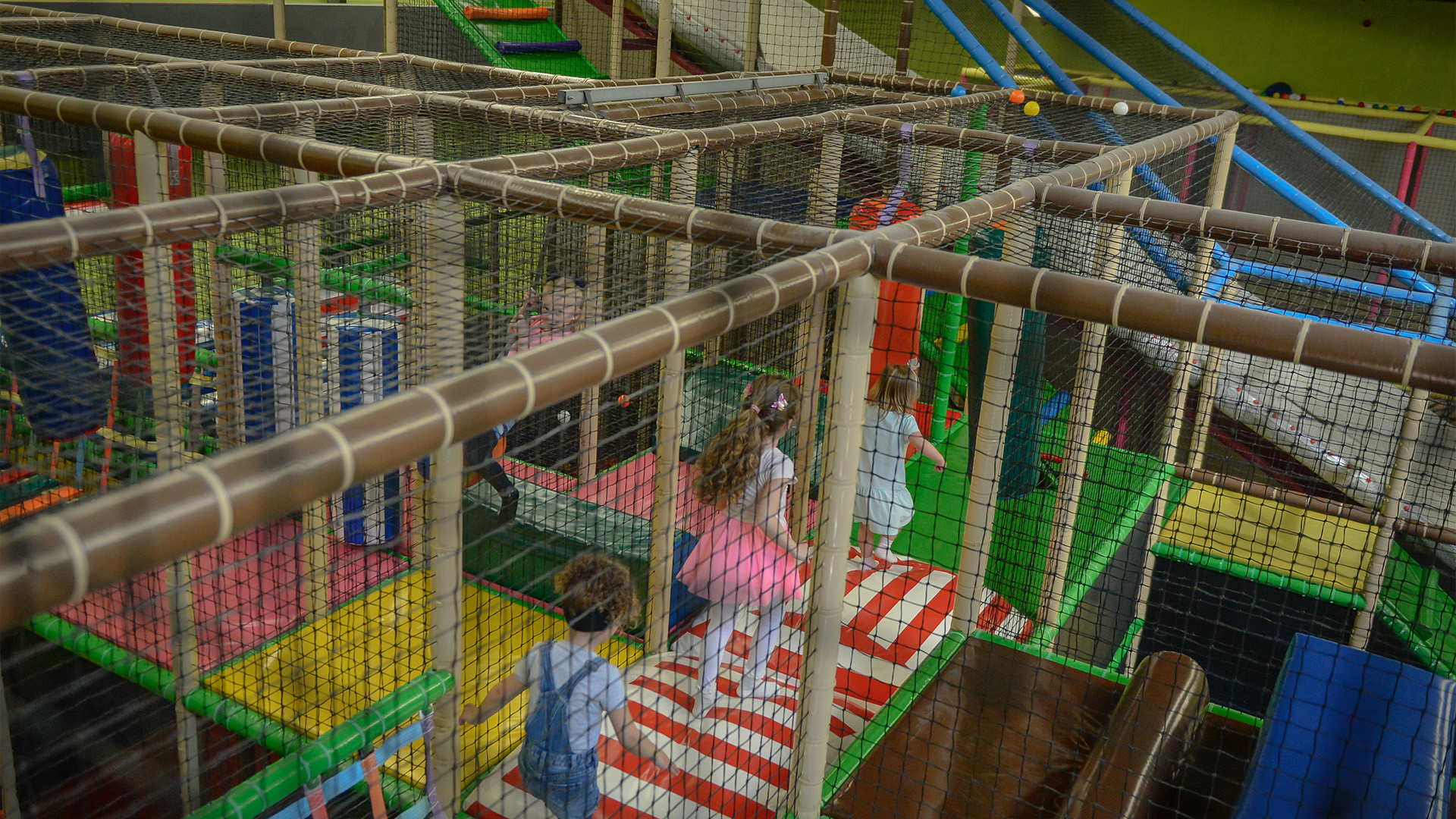 Achtergrondafbeelding van Monkey Town speelhal